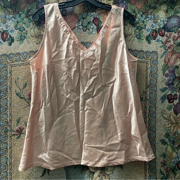 Anne Klein Tops - Anne klein sleeveless top
